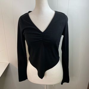 CAUTION TO THE WIND WOMENS BLACK CROPPED LONG SLEEVE